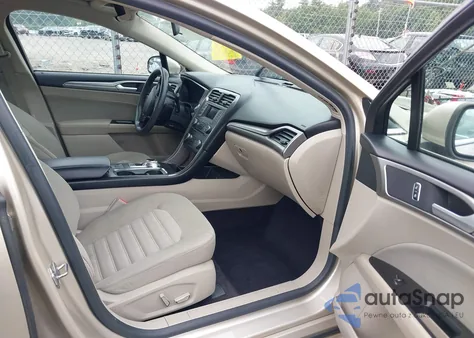 2017 Ford Fusion Se z USA, uszkodzony, nr VIN 3FA6P0H73HR344902